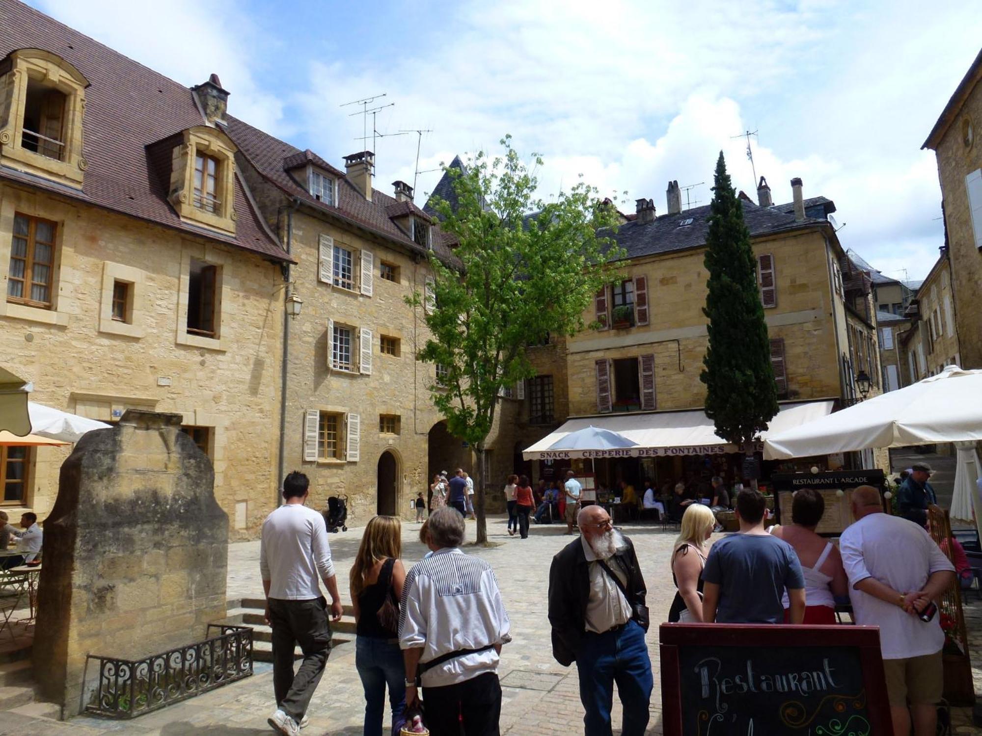 Le Porche De Sarlat Aparthotel Kültér fotó